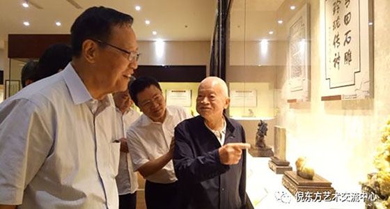 十二屆人大常委會(huì)副委員長(zhǎng)張寶文一行參觀安特集團(tuán)?倪東方藝術(shù)博物館