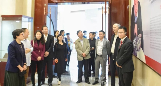 Leaders from the Supreme People's Court and the Chinese Federation of Returned Overseas Chinese visited the Ni Dongfang Art Museum