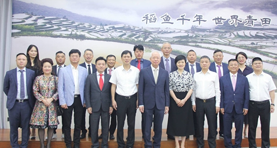 葡萄牙中華總商會會長蔡文顯率旅葡僑領(lǐng)訪問團(tuán)考察中國·安特集團(tuán)