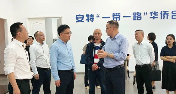 市人社黨組書記調研安特
